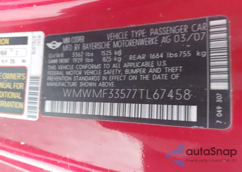 2007 Mini Cooper z USA, uszkodzony, nr VIN WMWMF33577TL67458